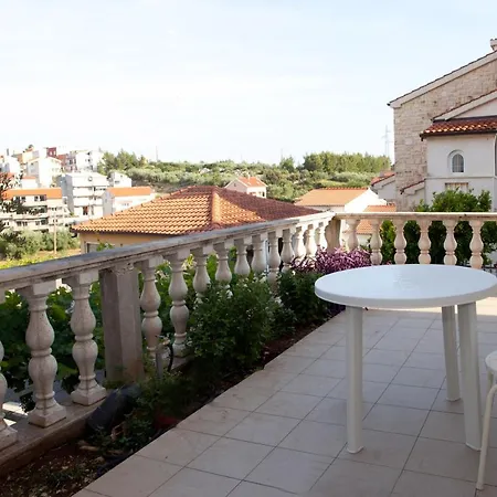 Apartman Luka Ii * Podstrana