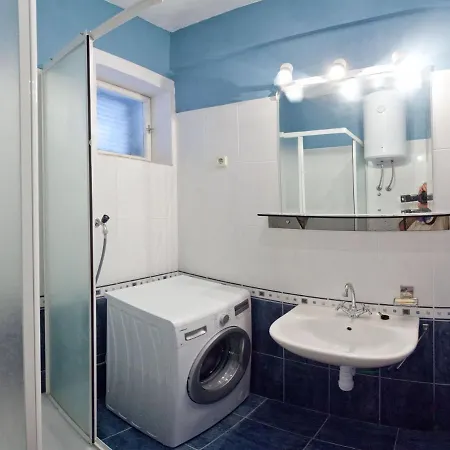 Appartamento Apartman Luka Ii Podstrana