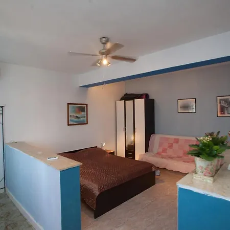 Appartamento Apartman Luka Ii Podstrana